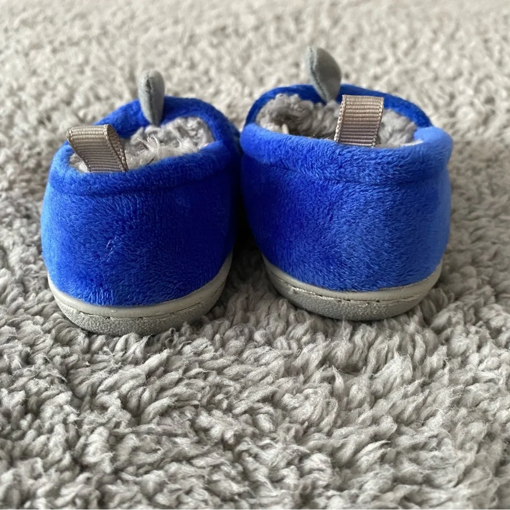 Toddler Boy Slippers Sharks Blue size 3 hard soles